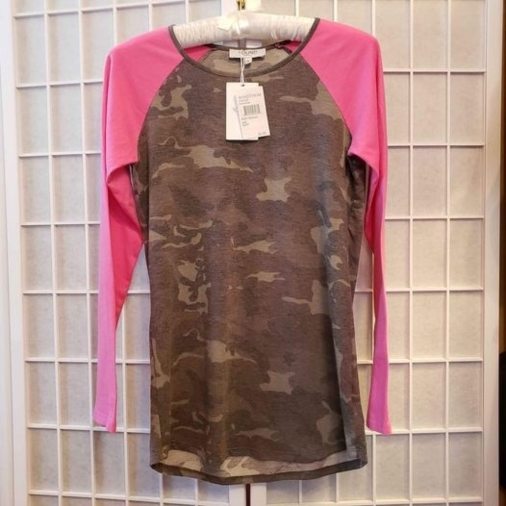 Found Women's TShirt Medium Cotton Blend Baseball Style Brand New With Tags!